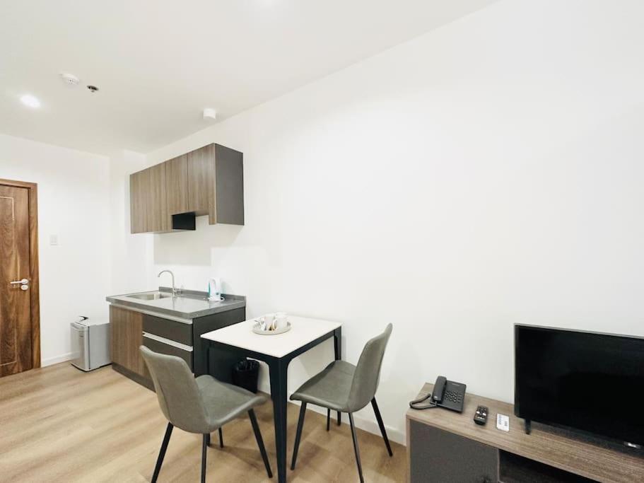 Punta Engaño Mangrove Residences Mactan المظهر الخارجي الصورة